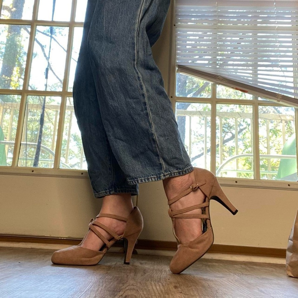 Elegant Tan Heels for Women